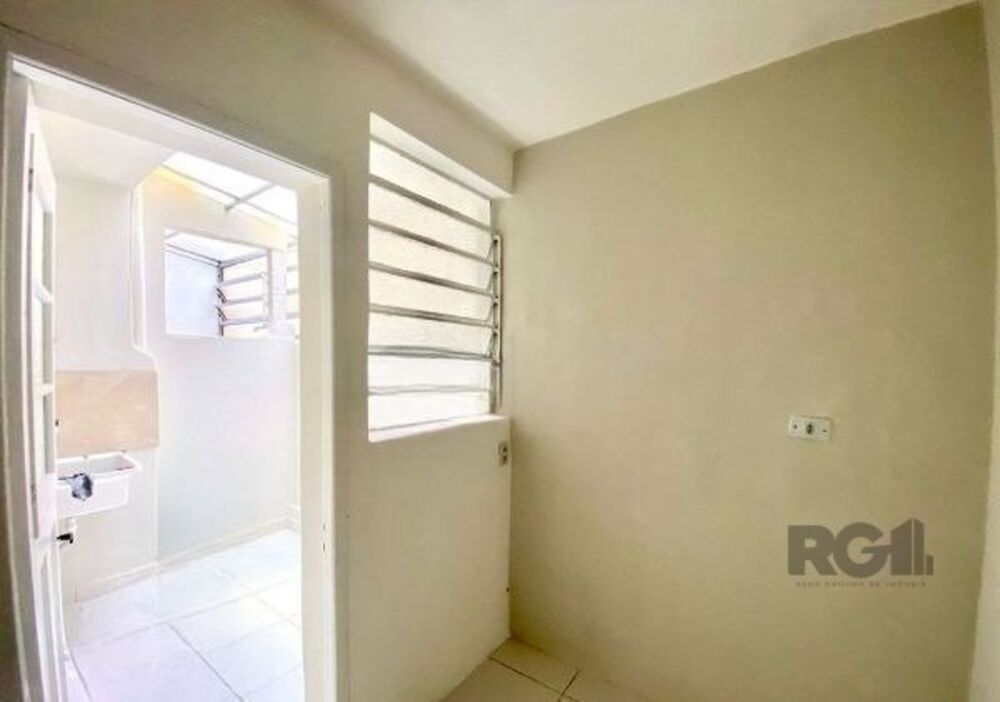Apartamento à venda com 2 quartos, 68m² - Foto 2