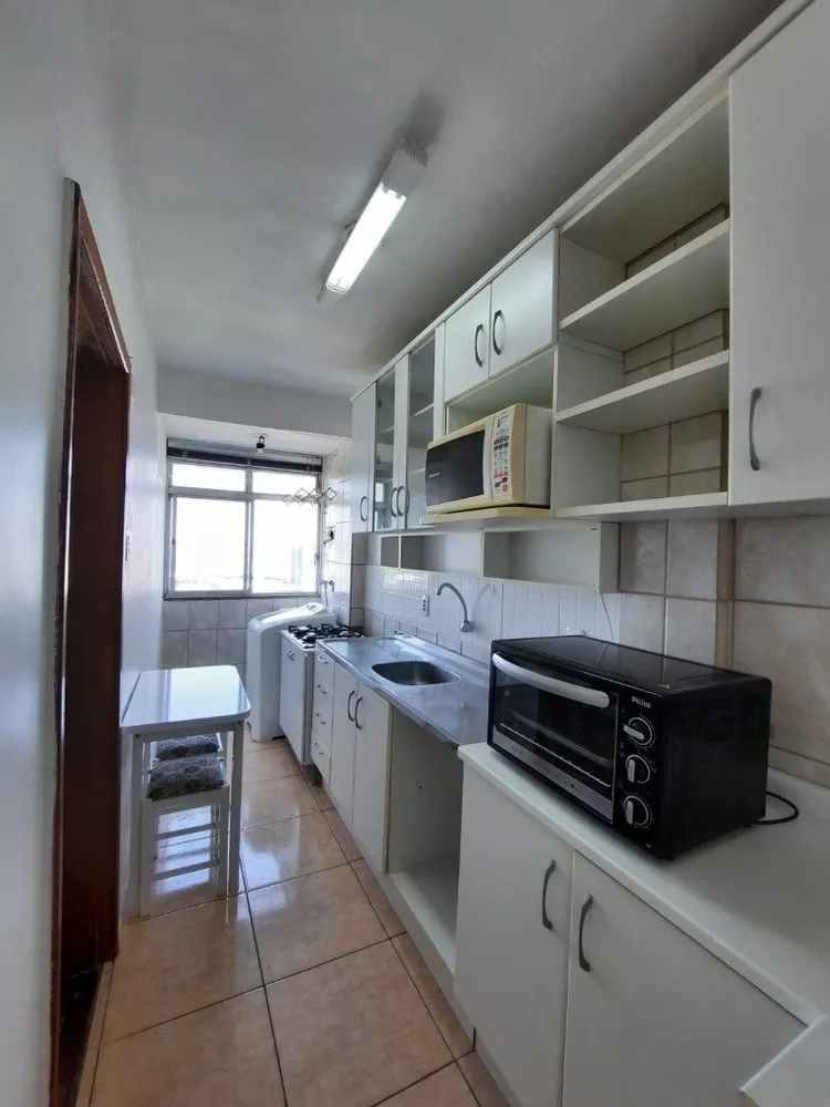 Apartamento à venda com 2 quartos, 55m² - Foto 2