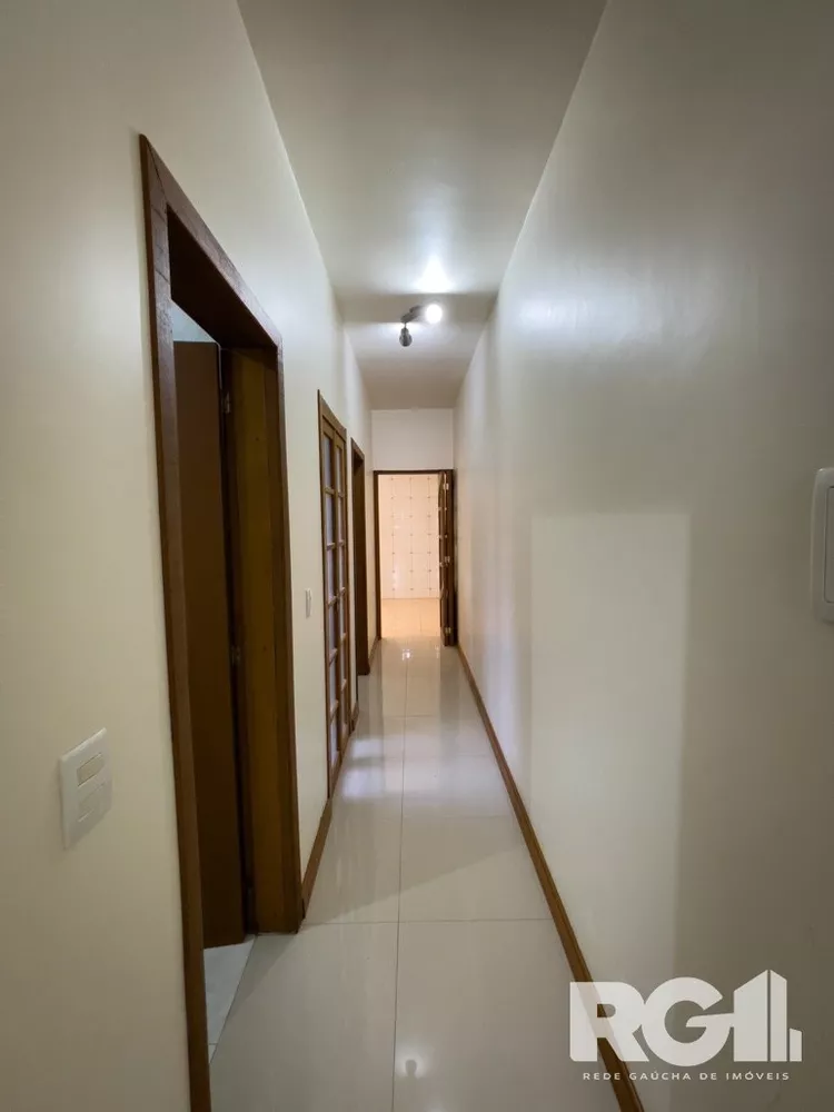 Casa à venda com 4 quartos, 139m² - Foto 4