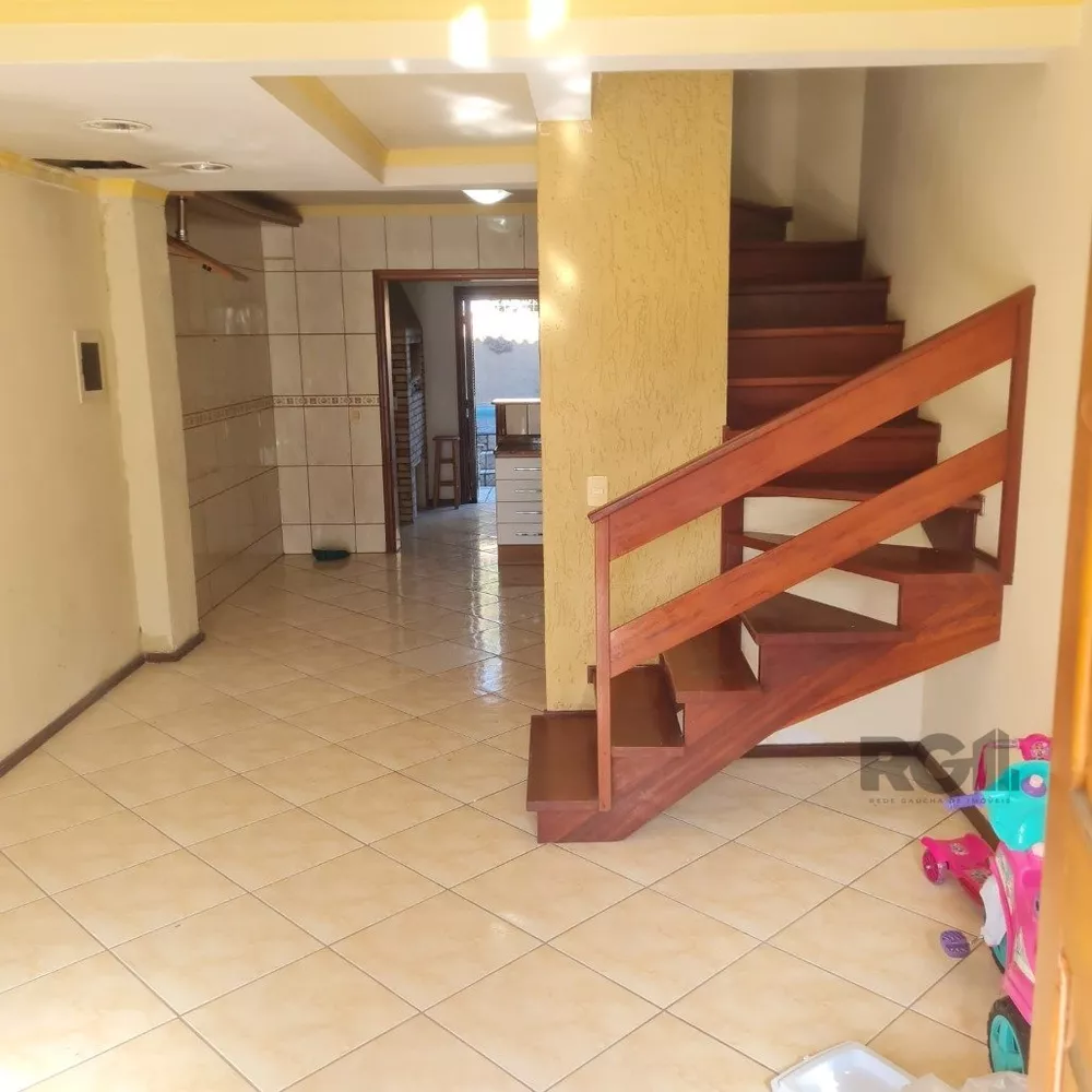 Casa à venda com 3 quartos, 168m² - Foto 3