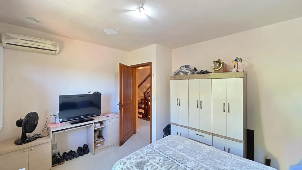 Casa, 3 quartos, 234 m² - Foto 3
