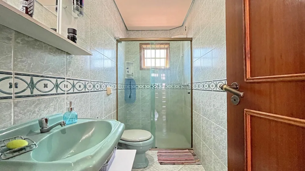 Casa, 3 quartos, 236 m² - Foto 1