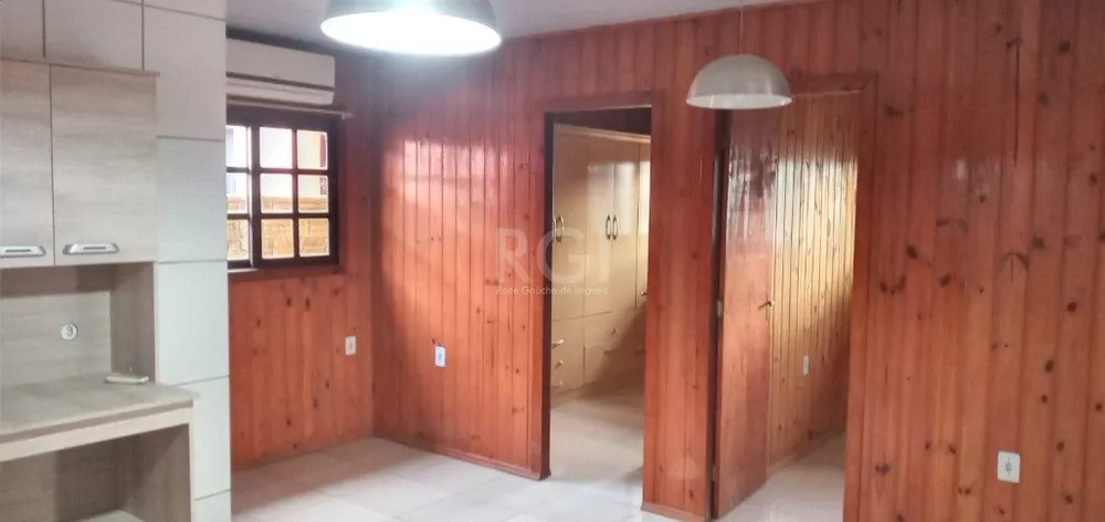 Casa à venda com 2 quartos, 49m² - Foto 2