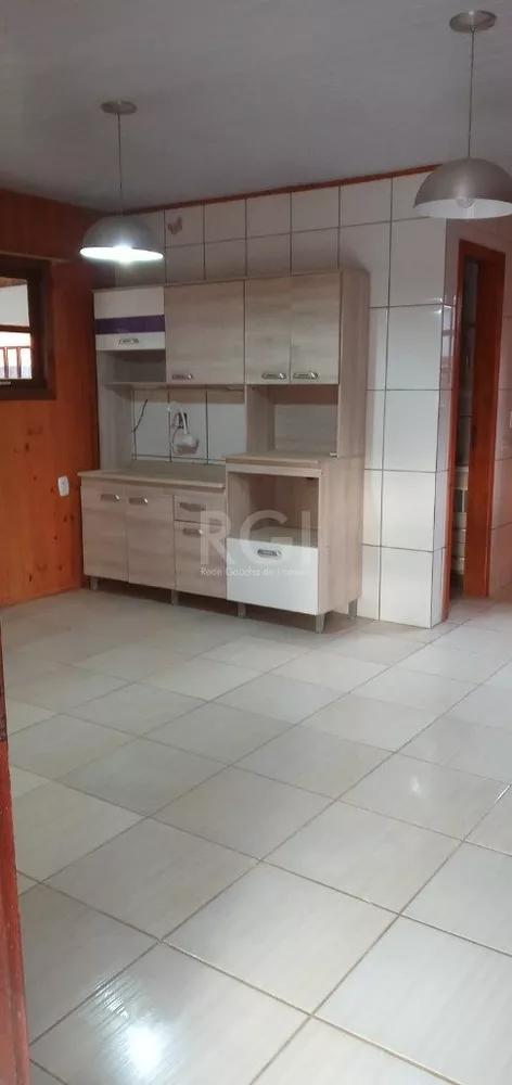 Casa à venda com 2 quartos, 49m² - Foto 3