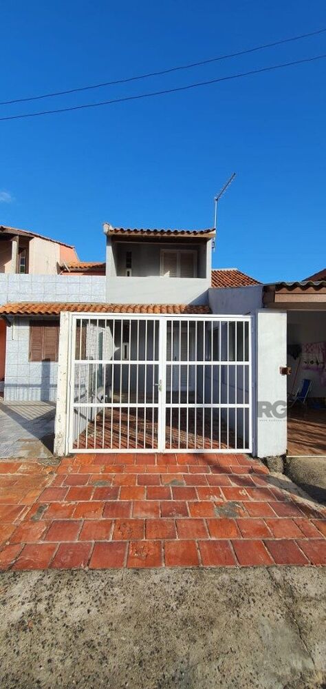 Casa à venda com 2 quartos, 88m² - Foto 1