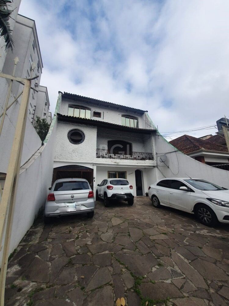 Casa à venda com 5 quartos, 227m² - Foto 1
