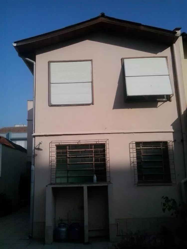 Casa à venda com 5 quartos, 249m² - Foto 2