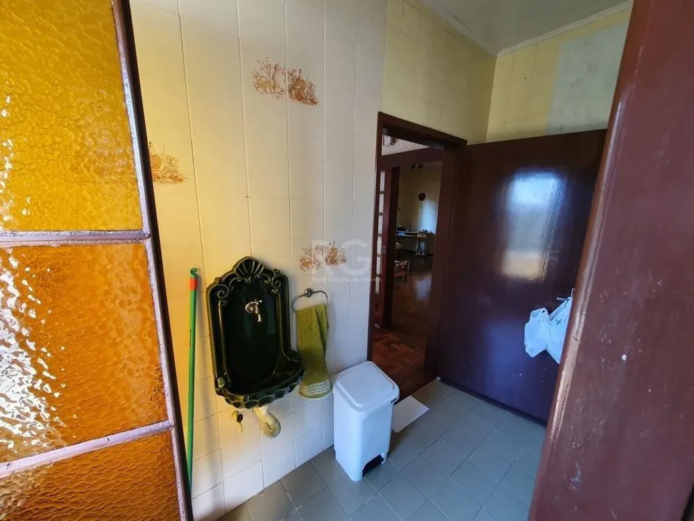 Casa, 4 quartos, 249 m² - Foto 2