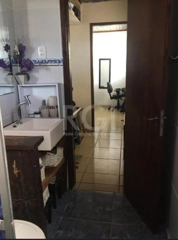 Casa à venda com 3 quartos, 143m² - Foto 3