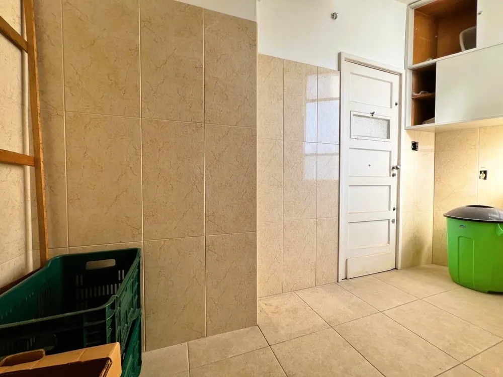 Apartamento, 3 quartos, 208 m² - Foto 1