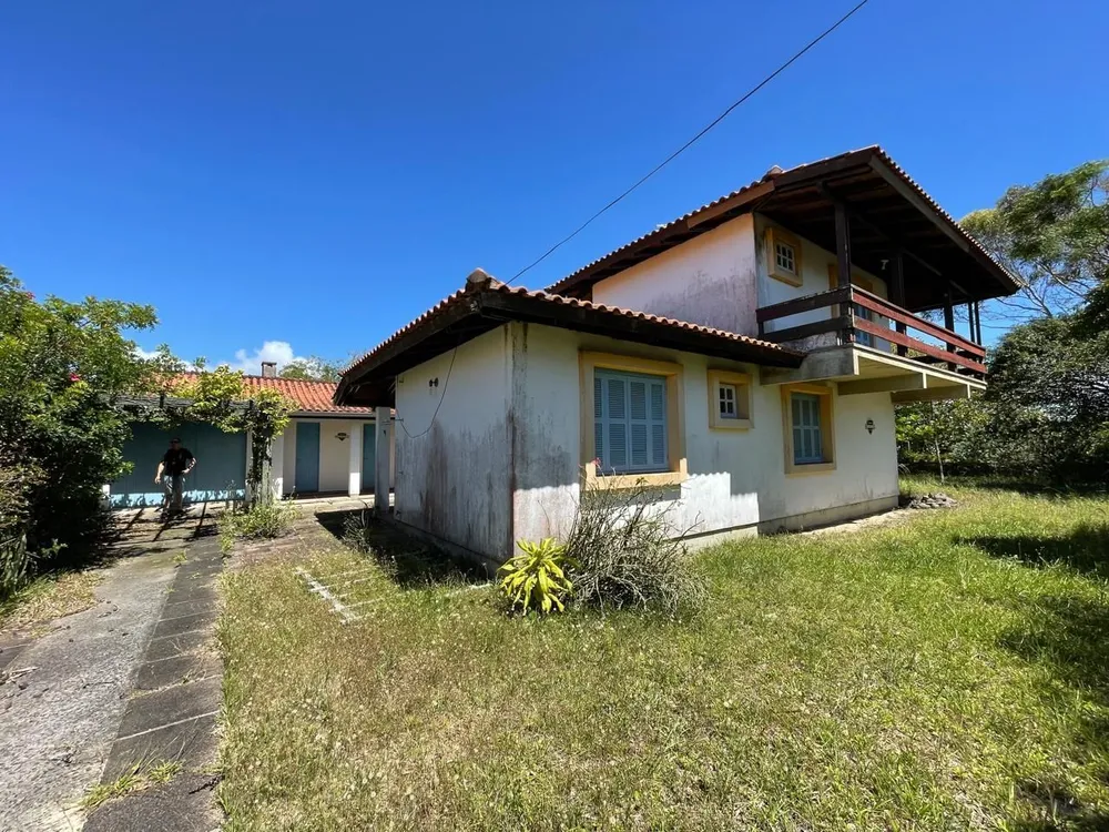 Casa, 4 quartos, 243 m² - Foto 2