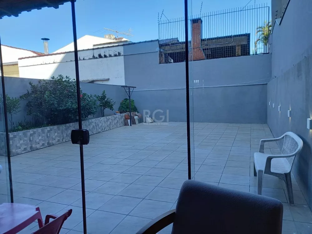 Casa à venda com 3 quartos, 169m² - Foto 8