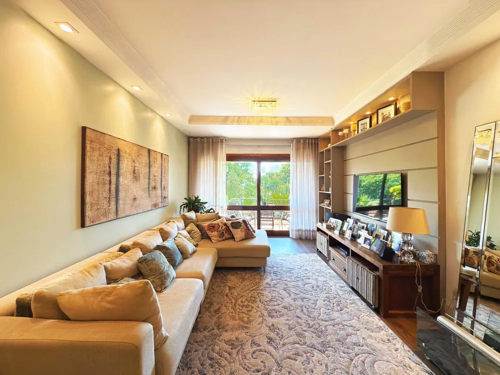 Apartamento, 3 quartos, 210 m² - Foto 1