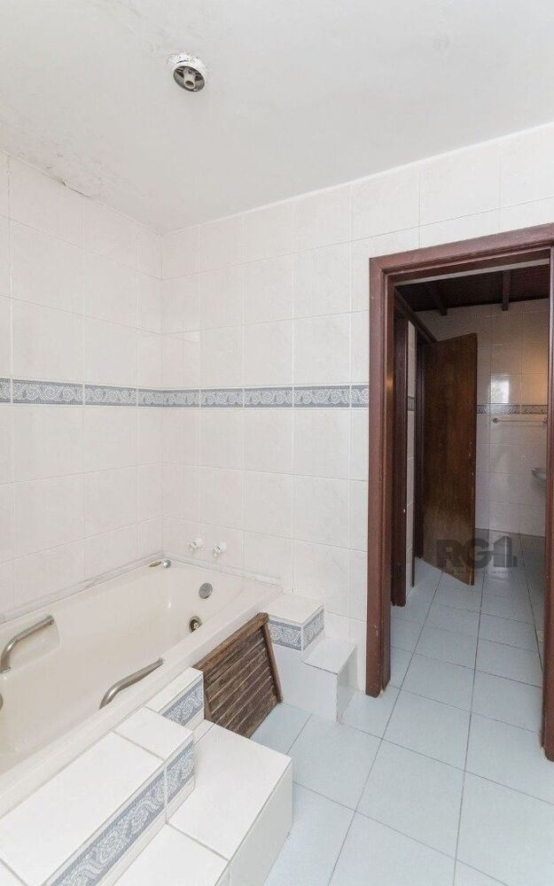 Cobertura à venda com 2 quartos, 201m² - Foto 3
