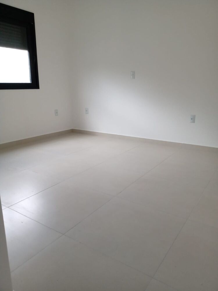 Apartamento à venda com 3 quartos, 81m² - Foto 4