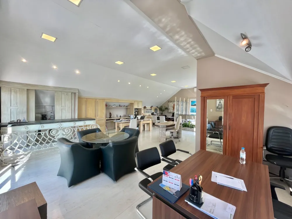 Casa, 3 quartos, 142 m² - Foto 1