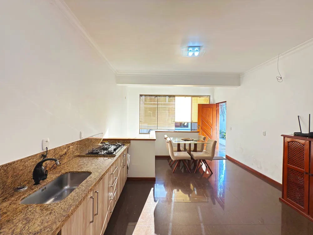 Casa, 2 quartos, 249 m² - Foto 7