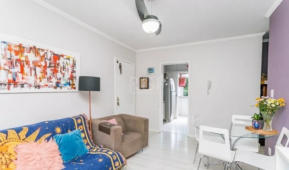 Apartamento à venda com 2 quartos, 75m² - Foto 2