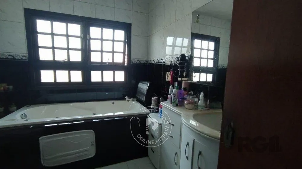 Sobrado, 3 quartos, 180 m² - Foto 1
