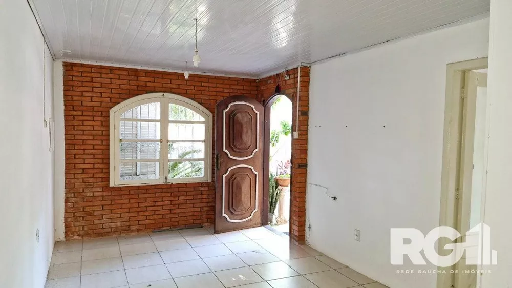 Casa à venda com 3 quartos, 159m² - Foto 2