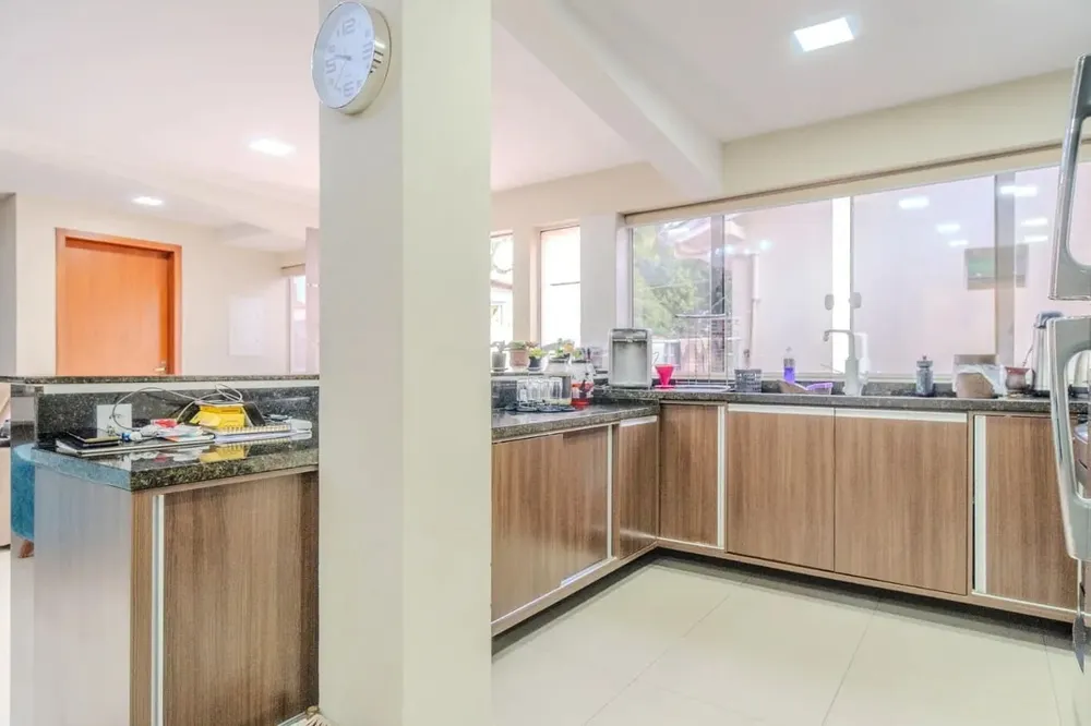 Casa, 5 quartos, 238 m² - Foto 5