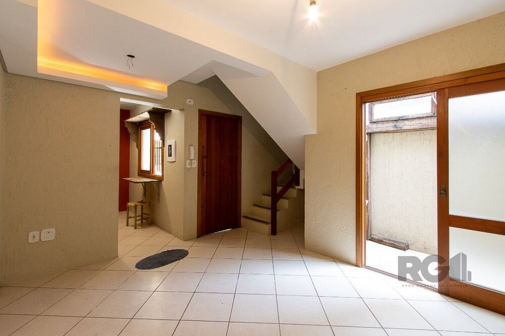 Casa de Condomínio à venda com 2 quartos, 103m² - Foto 1