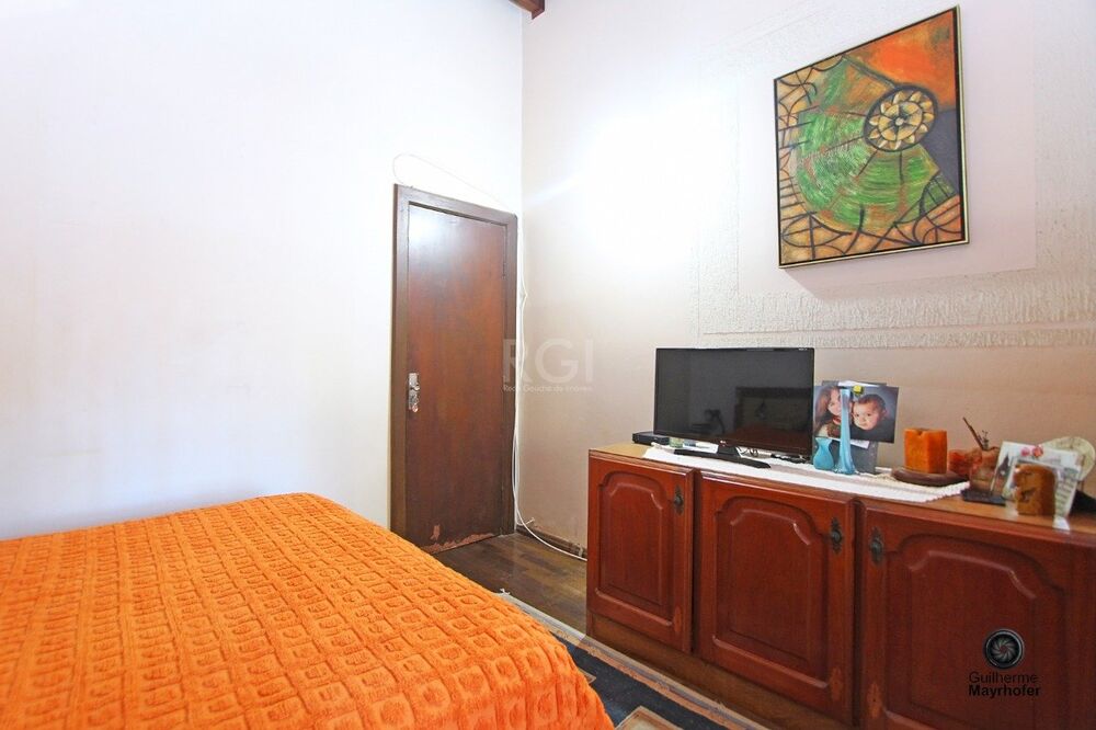 Casa à venda com 4 quartos, 248m² - Foto 2