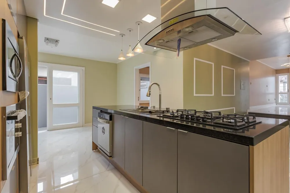 Casa, 3 quartos, 222 m² - Foto 3