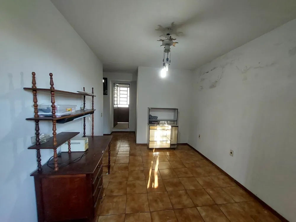 Casa, 5 quartos, 175 m² - Foto 3