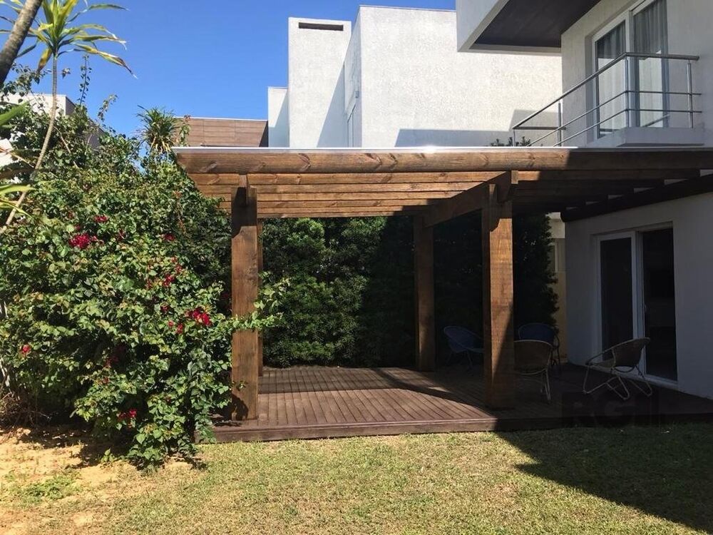 Casa de Condomínio à venda com 4 quartos, 251m² - Foto 4