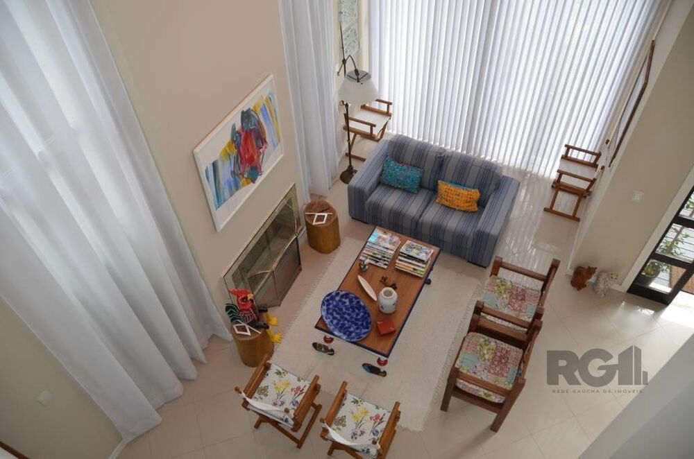 Casa de Condomínio à venda com 4 quartos, 251m² - Foto 6