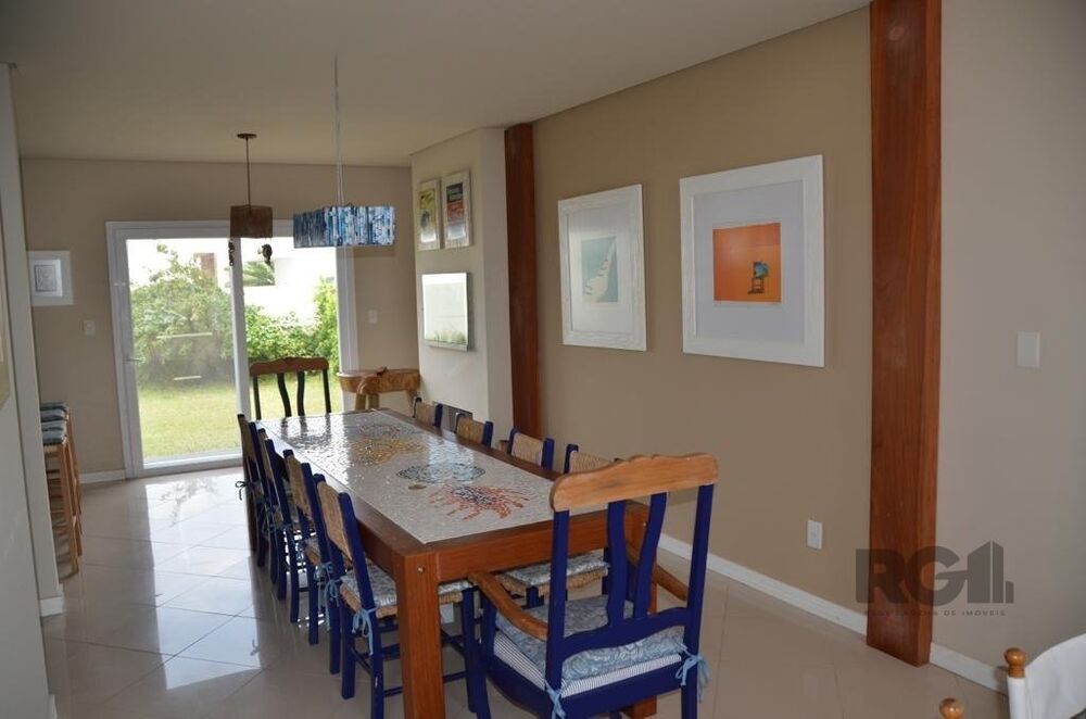 Casa de Condomínio à venda com 4 quartos, 251m² - Foto 8