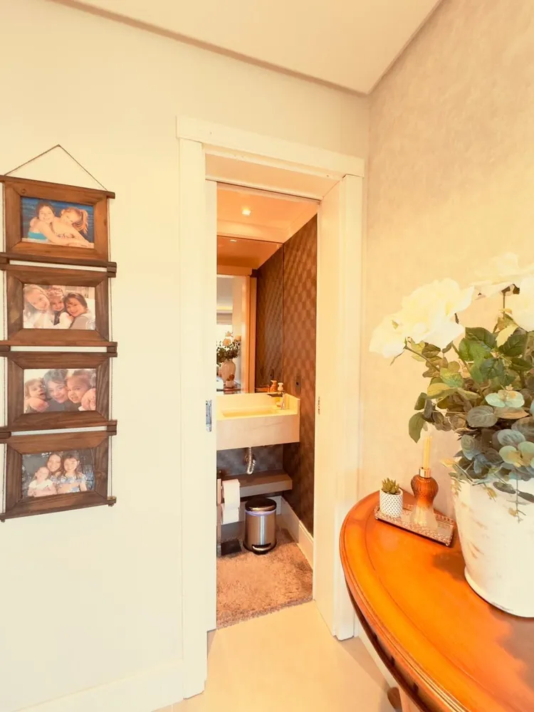 Apartamento, 3 quartos, 136 m² - Foto 1