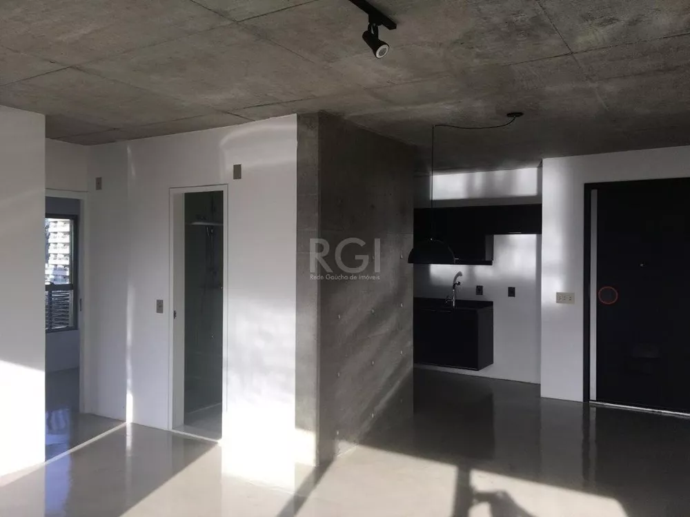 Apartamento à venda com 2 quartos, 68m² - Foto 4