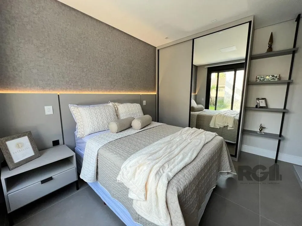 Casa, 4 quartos, 325 m² - Foto 1