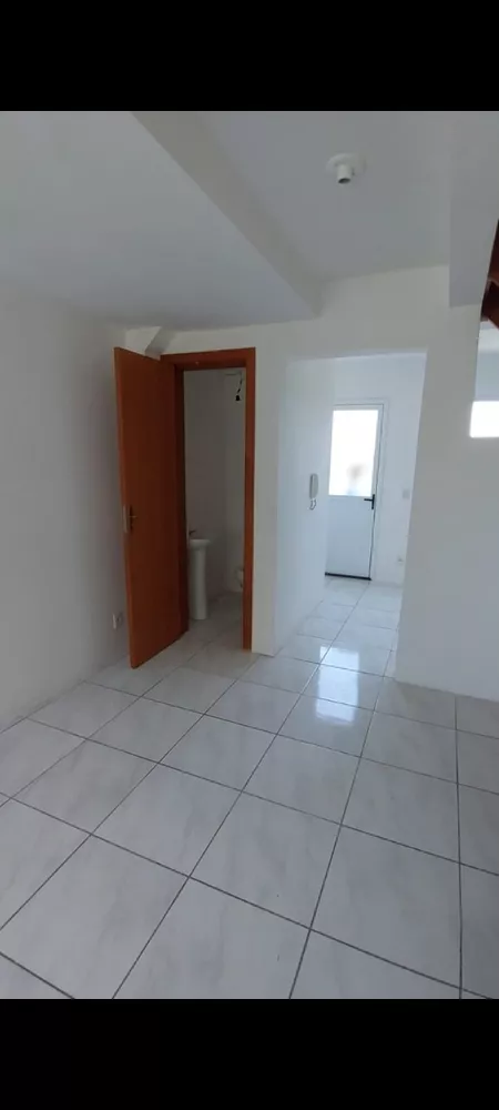 Sobrado à venda com 3 quartos, 62m² - Foto 2