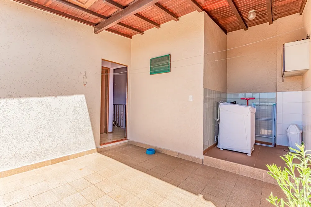 Casa, 5 quartos, 132 m² - Foto 4