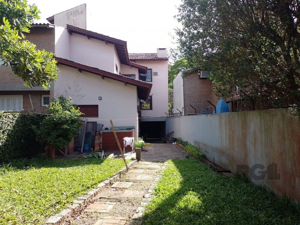 Casa à venda com 2 quartos, 264m² - Foto 3