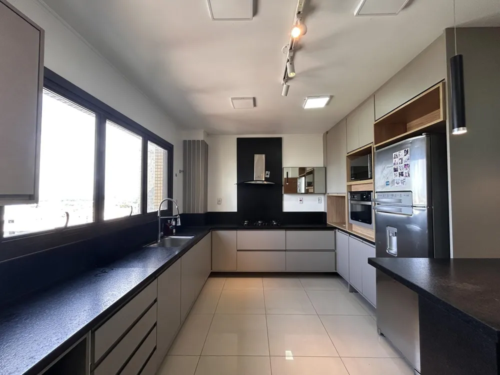 Cobertura, 3 quartos, 343 m² - Foto 6