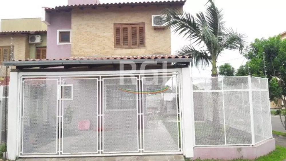 Casa à venda com 3 quartos, 99m² - Foto 2