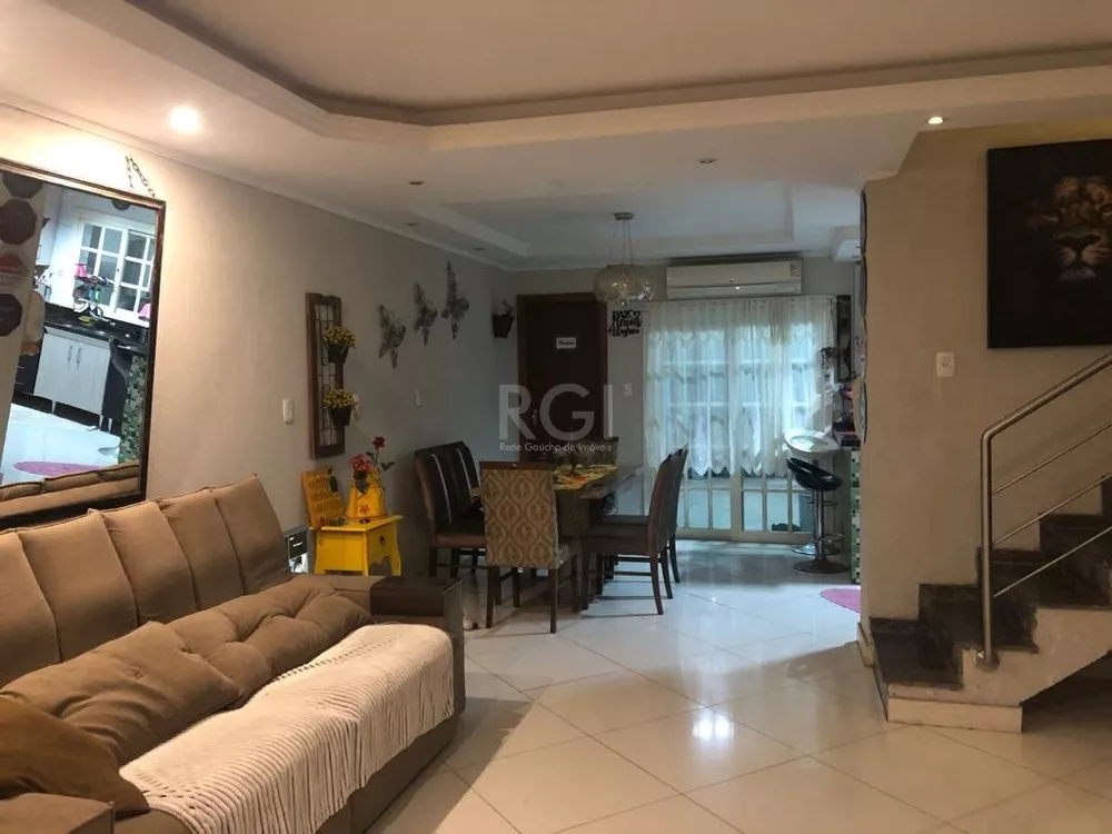 Sobrado à venda com 3 quartos, 203m² - Foto 2