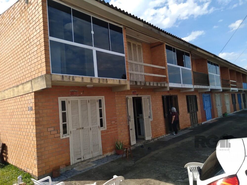 Sobrado à venda com 2 quartos, 44m² - Foto 1