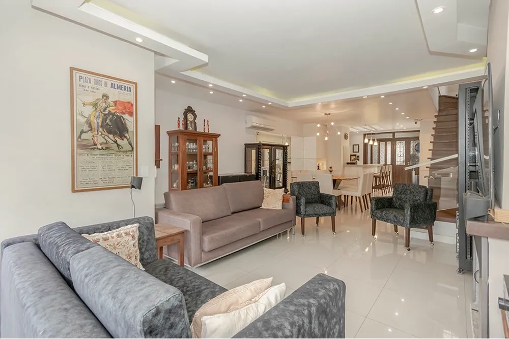 Casa, 3 quartos, 348 m² - Foto 2
