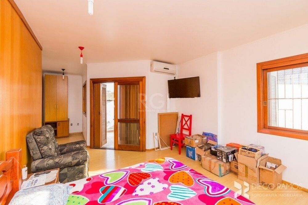 Casa à venda com 3 quartos, 136m² - Foto 4