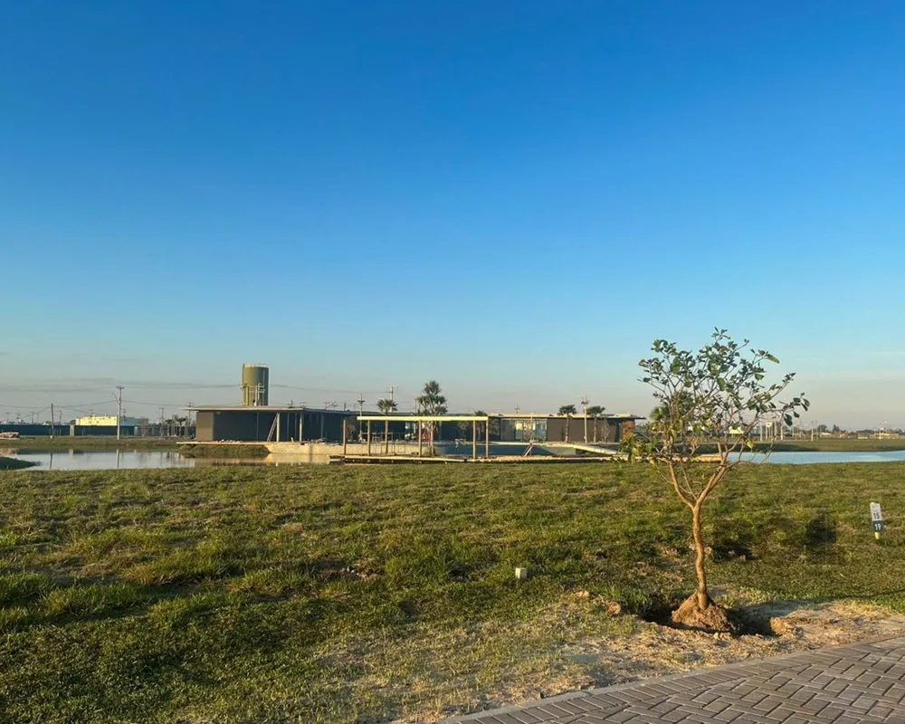 Terreno, 251 m² - Foto 1