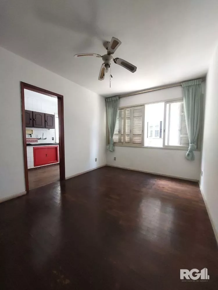 Apartamento à venda com 2 quartos, 68m² - Foto 3