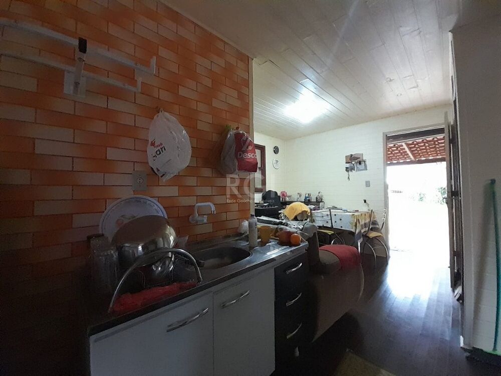 Casa à venda com 2 quartos, 320m² - Foto 7