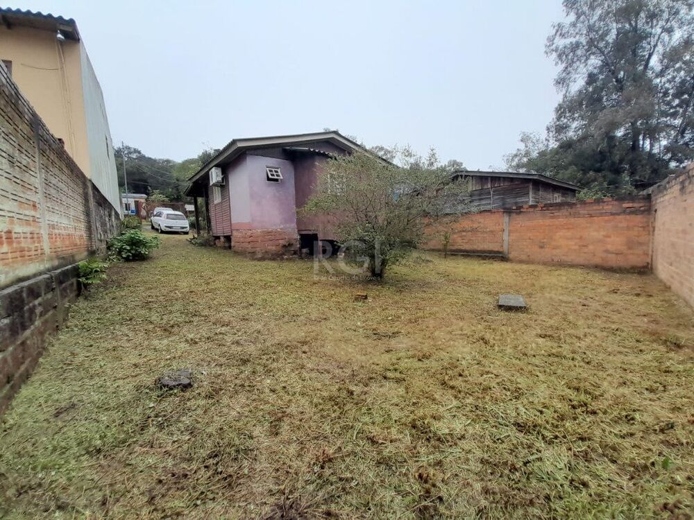 Casa à venda com 2 quartos, 320m² - Foto 4