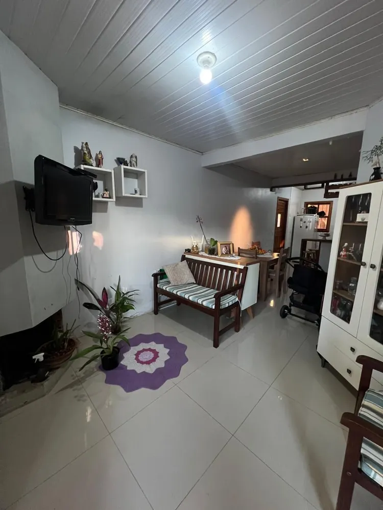 Casa, 2 quartos, 49 m² - Foto 1