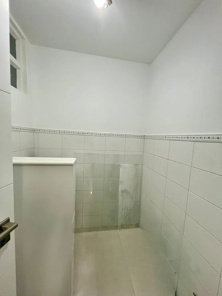 Casa, 3 quartos, 221 m² - Foto 2